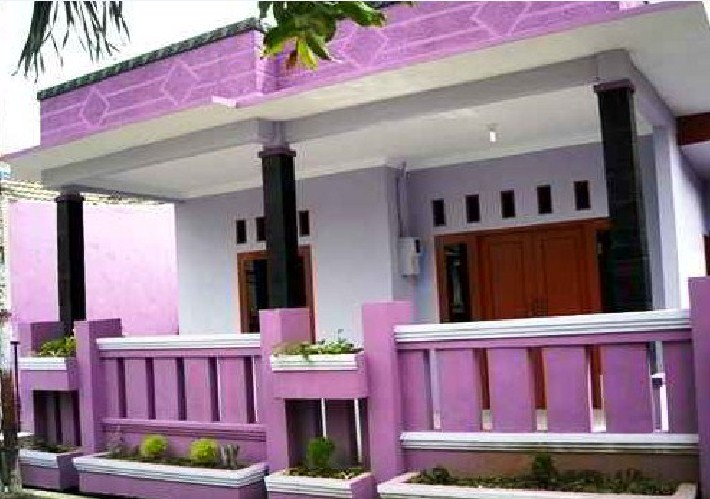 Warna Cat Teras Rumah Putih Ungu