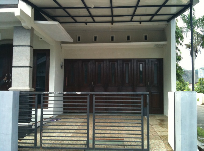 Model rumah yang ada garasi mobil