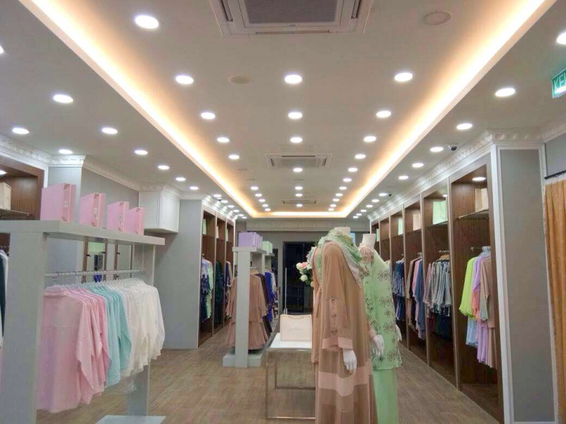 Desain Interior Toko Jilbab