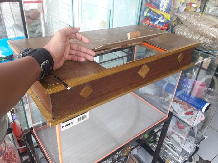 Menyiapkan Desain Tutup Aquarium