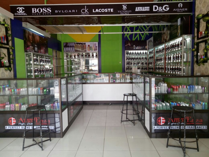 DESAIN INTERIOR TOKO PARFUM