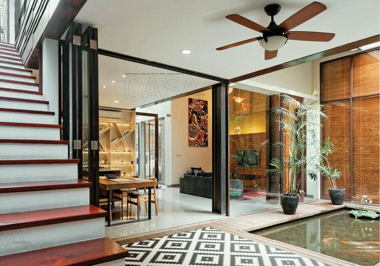 Desain Interior Berkolam Ikan
