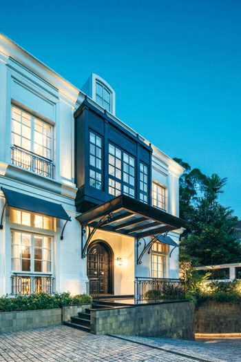 Desain Rumah Bak Istana Peri