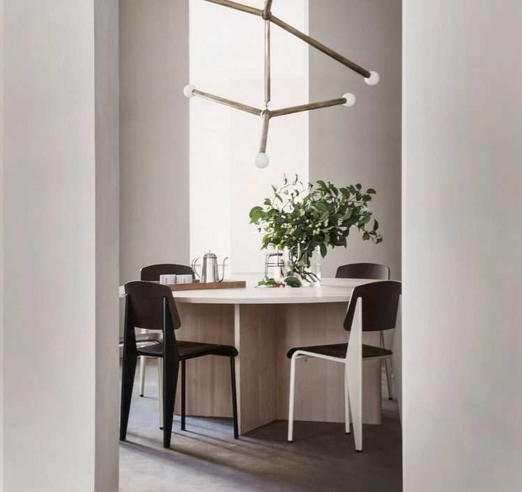 Interior Kantor Bernuansa Rumah Sendiri