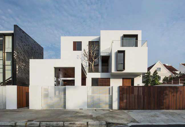 Desain Rumah 3 Lantai Gaya persegi
