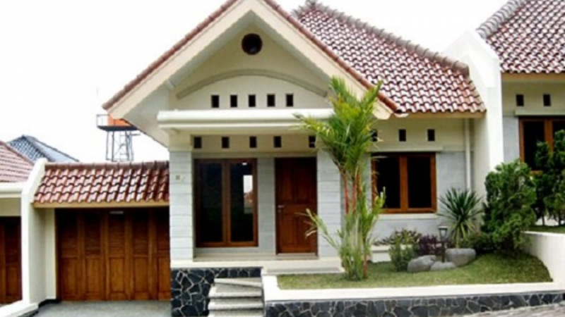 Atap dari genteng pada rumah