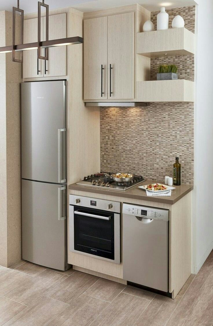 Kitchen set minimalis juga bisa disesuaikan dengan bentuk atau ukuran yang kita mau terutama untuk anda yang punya dapur kecil. Seperti kitchen set satu ini yang bisa memanfaatkan lahan sebaik mungkin karena adanya cukup ruang untuk menempatkan lemari es, oven dan juga dishwasher tanpa membuat lahan terlihat sempit