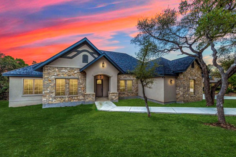 Desain Rumah 4 Kamar Tidur Terbaru