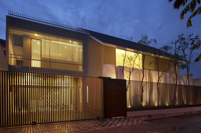 Bentuk atap rumah ukuran 8x12 2 Lantai