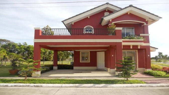 Desain rumah Eropa denagn warna marun