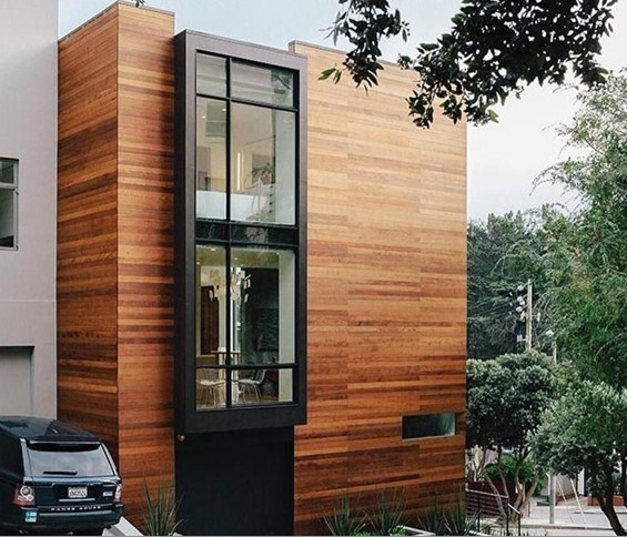 Desain Rumah hook natural dengan elemen kayu