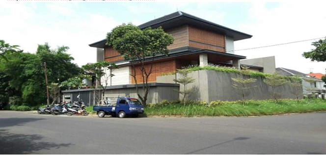 Desain rumah Jepang dengan atap lebar