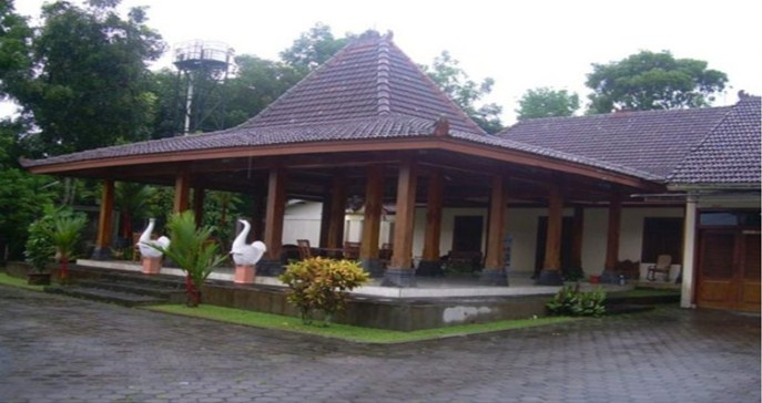 Desain Rumah joglo dengan pendopo