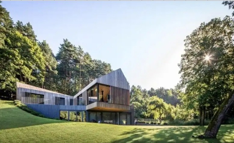 Desain Rumah Kayu 2 Lantai Berbentuk L