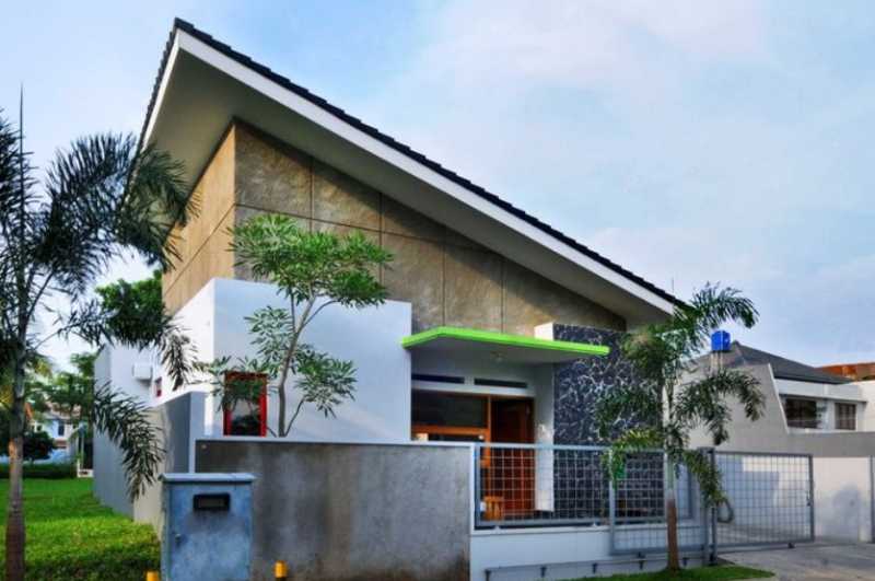 Rumah Atap Spandek Miring