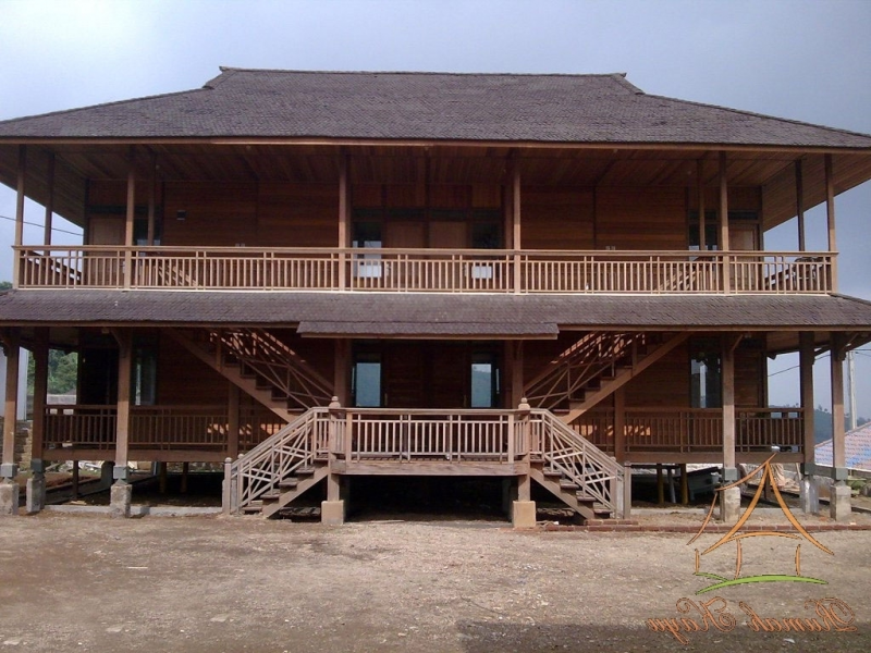 Desain Rumah Kayu Mungil Keren