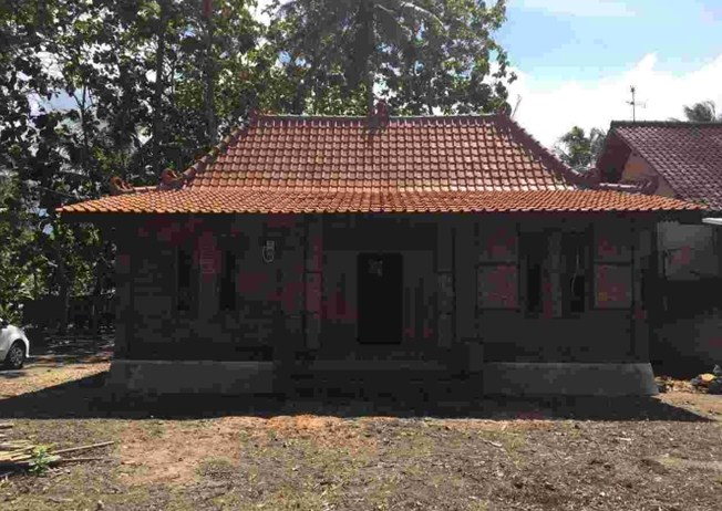 Desain rumah limasan dengan bangunan yang kecil