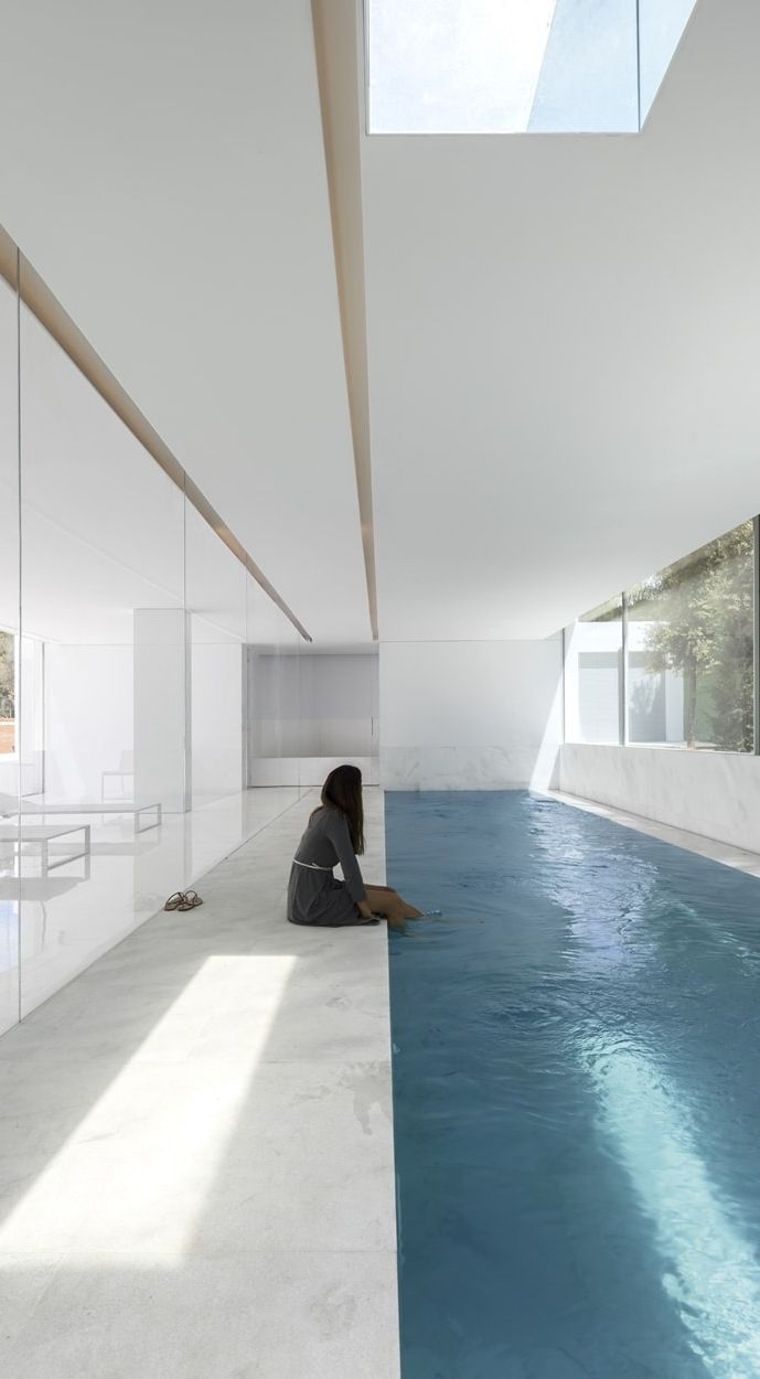 Desain Rumah Minimalis 2 Lantai Dengan Kolam Renang Minimalis Modern