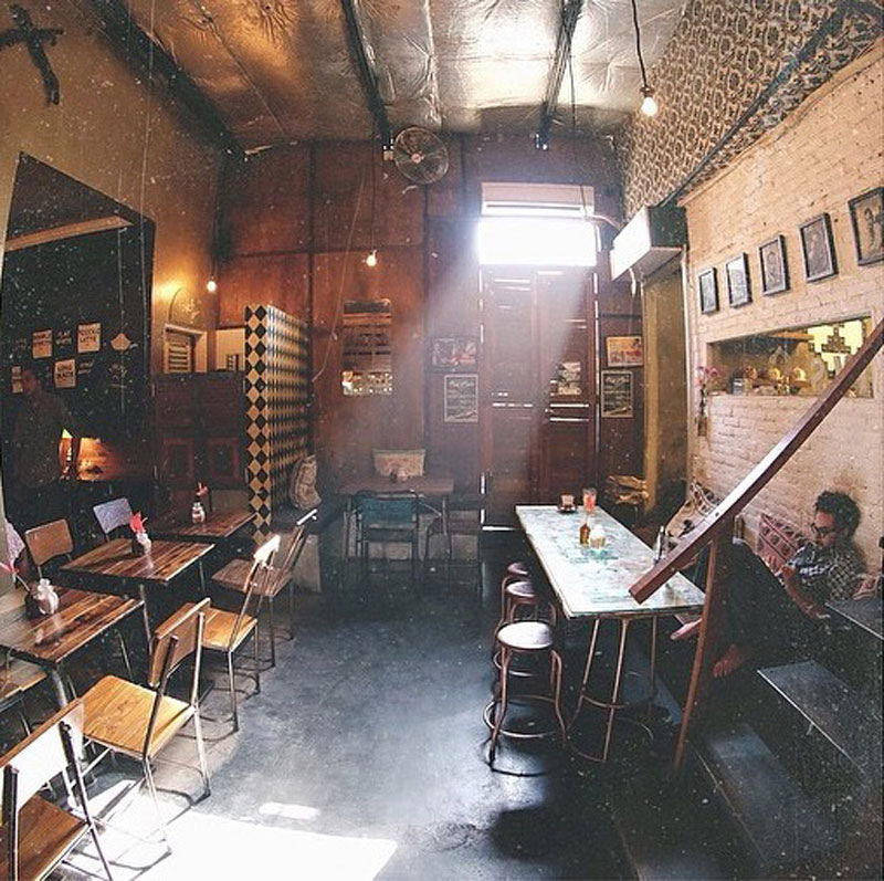 Desain Cafe yg unik