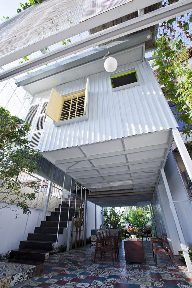 Contoh Desain Rumah Rangka Besi