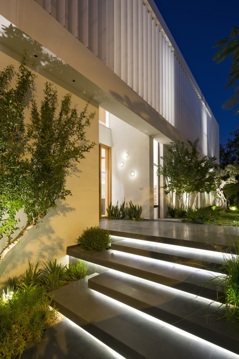 Desain Rumah Tingkat 2