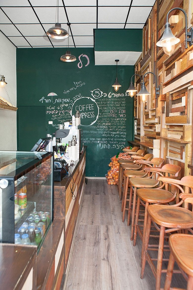 Cafe Desain Memanjang