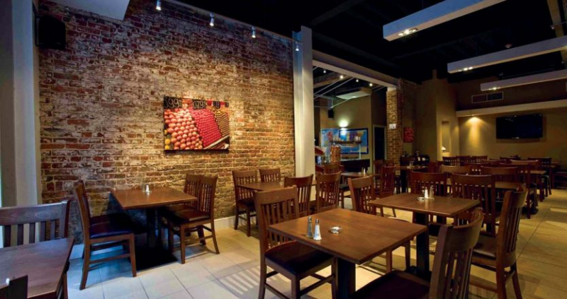 Interior Klasik Cafe Modern