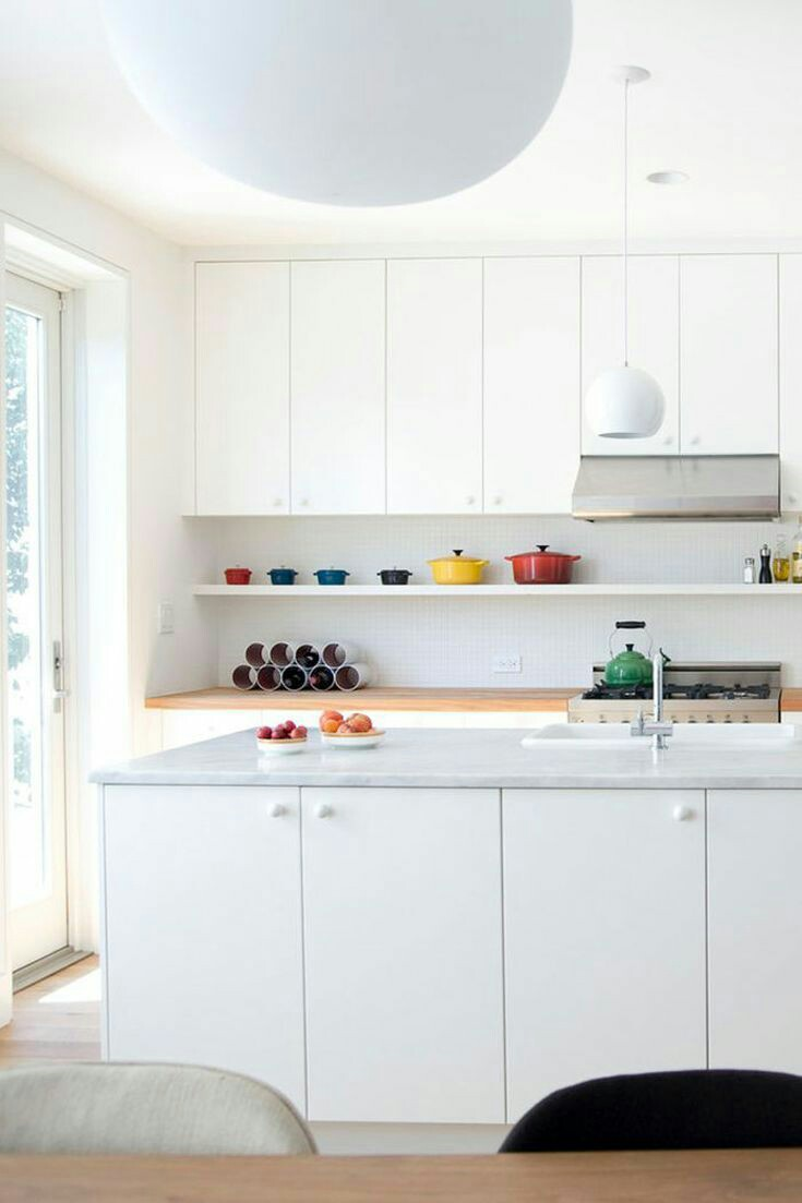 Pemilihan lemari dapur yang tertutup untuk dapur sederhana