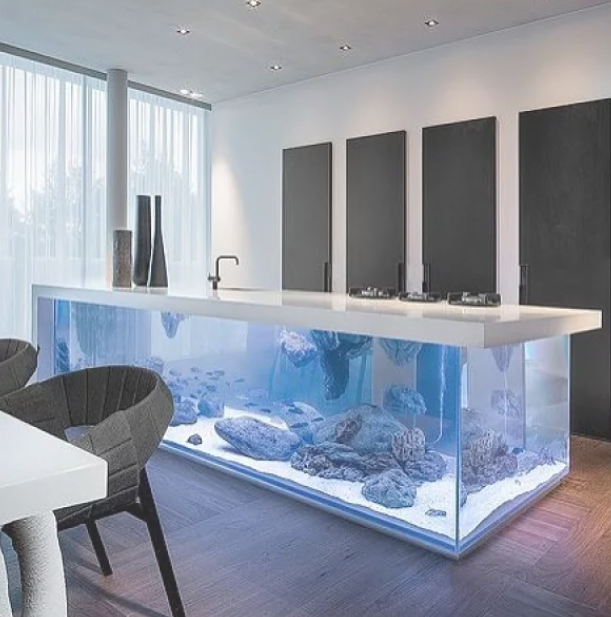 Ciptakan suasana yang berbeda dengan akuarium