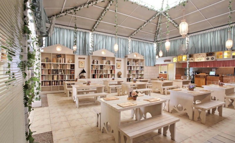 Cafe perpustakaan