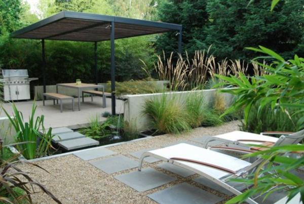 Taman Kontemporer dengan Elemen Beton