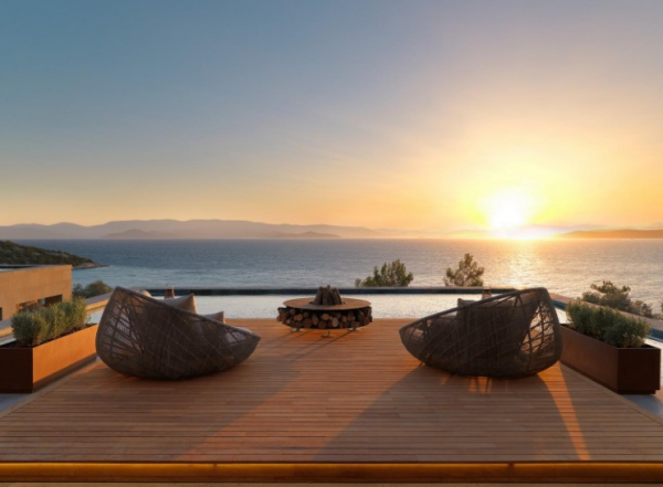 Rooftop dengan pemandangan pegunungan atau laut