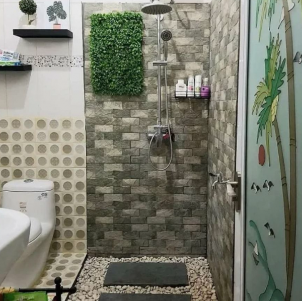 Kamar Mandi Minimalis Tanaman Vertikal