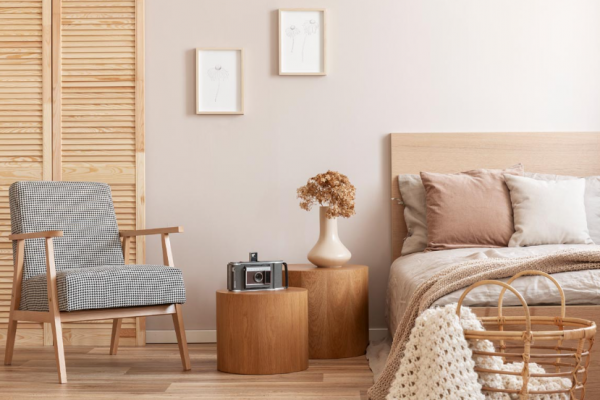 Penggunaan furnitur kayu minimalis