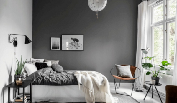 Kombinasi warna putih dan abu-abu gelap