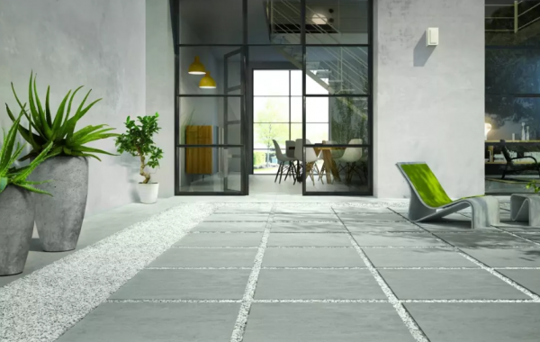 Teras dengan lantai beton terawang