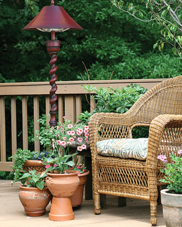 Teras dengan pemanas outdoor