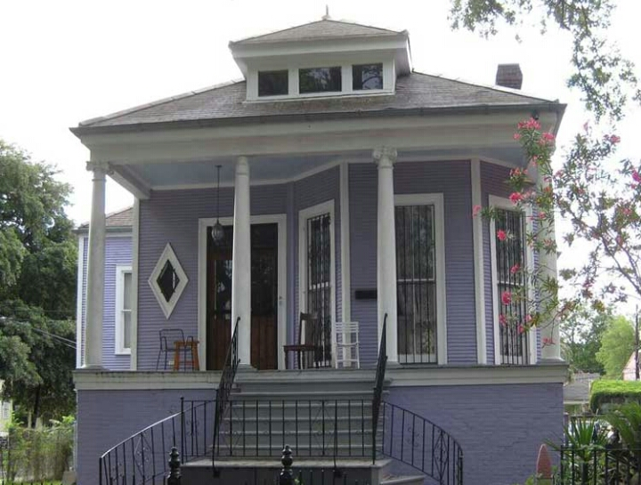 Kombinasi warna cat minimalis ungu putih elegan