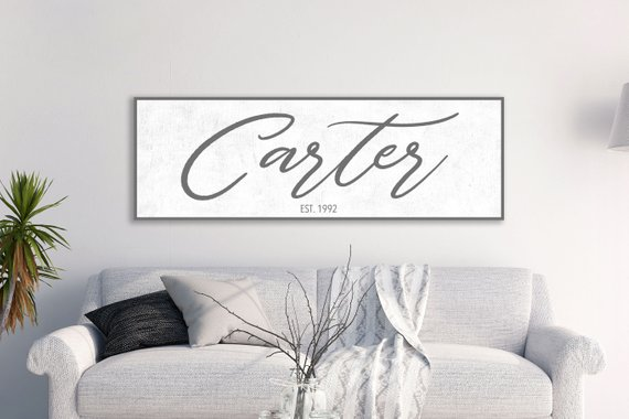 Hiasan dinding ruang tamu tulisan nama