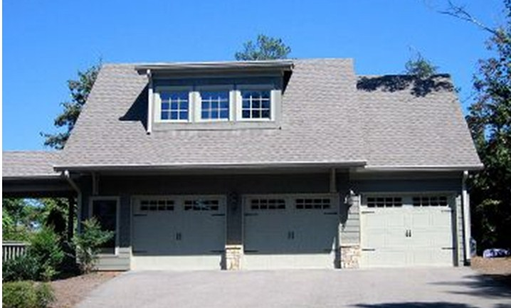 Full Storage Carport plus Rumah