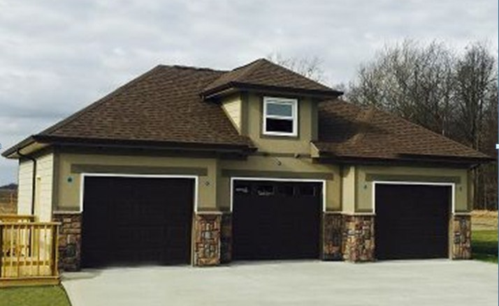 Desain Garasi Triple Storage Black kontemporer