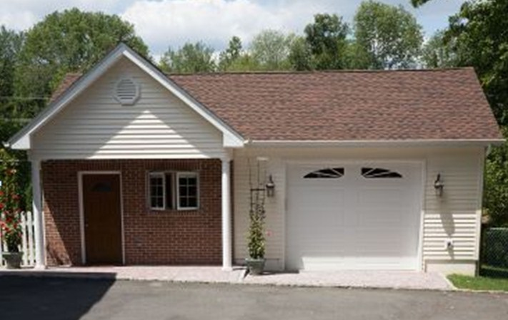 Garasi samping minimalis (White)