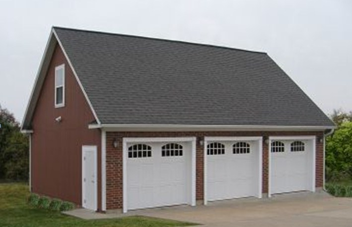 Garasi Triple Storage (Bricks + White design)