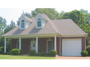 Desain Garasi Canada House