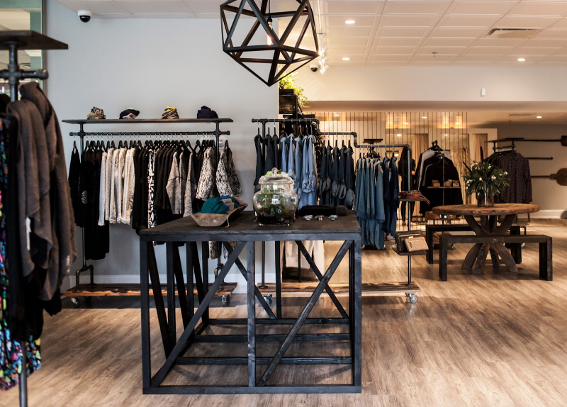 Desain Interior Butik Hijab