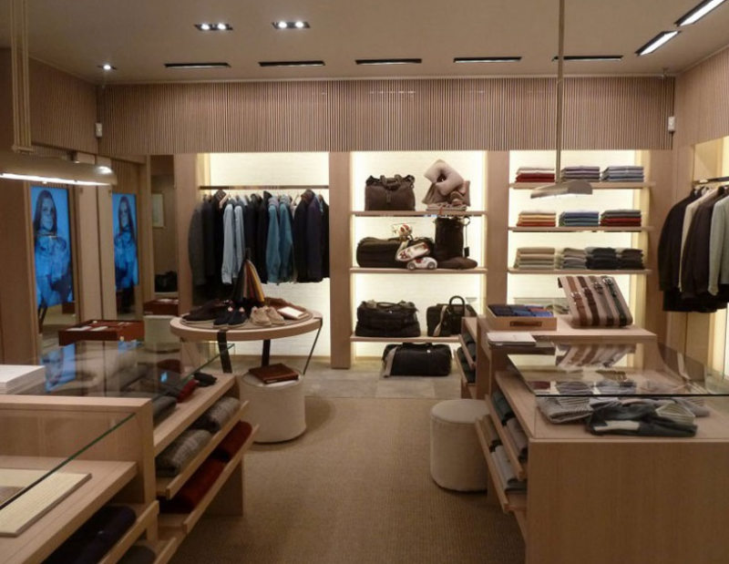 Foto Desain Interior Toko