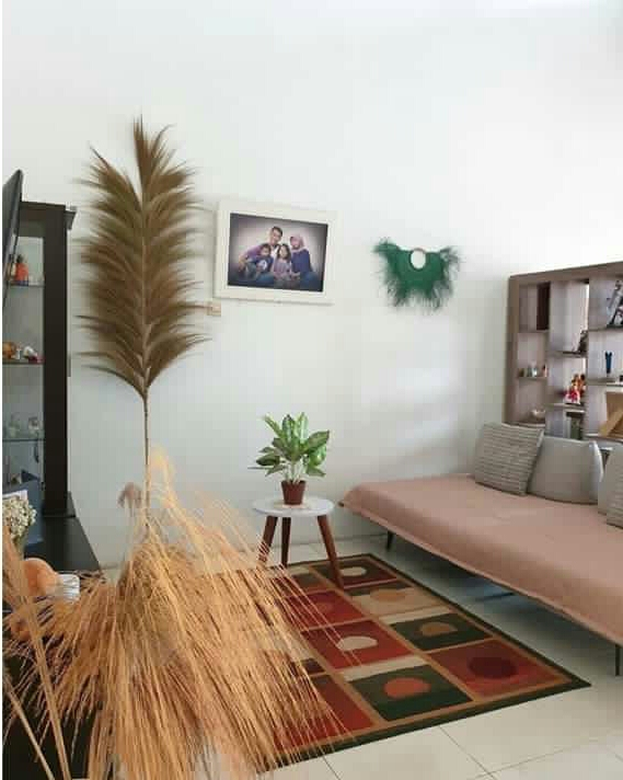 Desain Interior dengan Percantik ruangan dengan tanaman sintesis