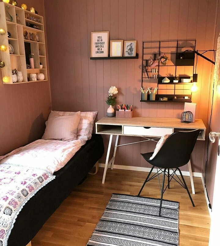 Desain Interior Buat ruangan semeriah mungkin