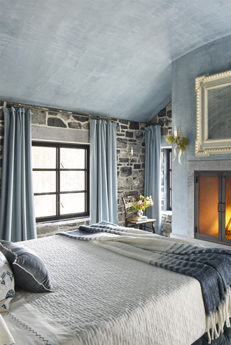 Desain dinding kamar tidur nuansa biru