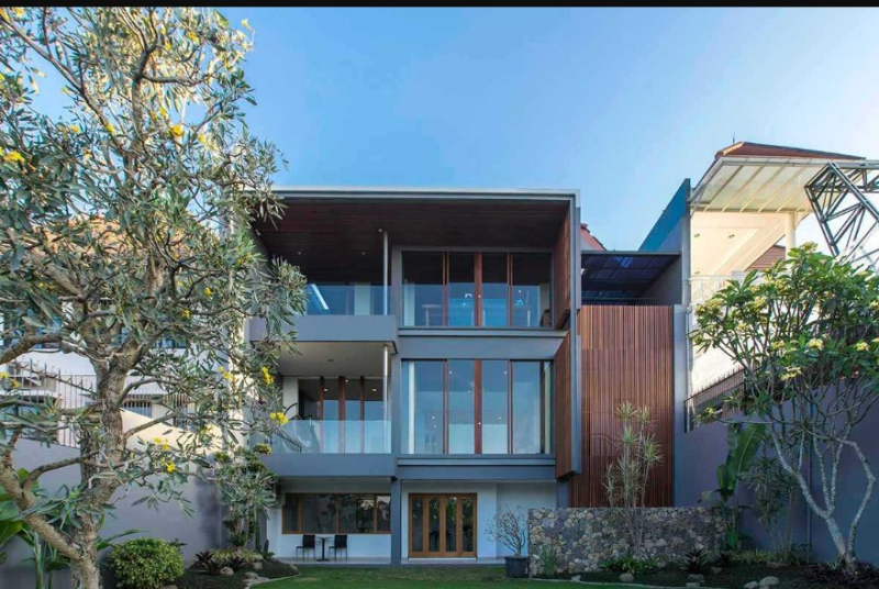 Desain Rumah 3 Lantai Minimalis